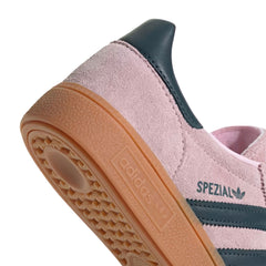 Un paio di Adidas Originals Handball Spezial Footwear Un paio di Adidas Originals Handball Spezial Footwear