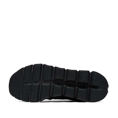 Un paio di On Cloud 6 Footwear Un paio di On Cloud 6 Footwear