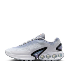 Un paio di Nike W Air Max Dn Prm Footwear Un paio di Nike W Air Max Dn Prm Footwear
