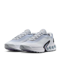 Un paio di Nike W Air Max Dn Prm Footwear Un paio di Nike W Air Max Dn Prm Footwear