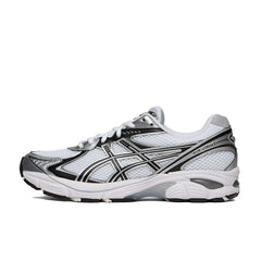 Un paio di Asics Gt-2160 Footwear Un paio di Asics Gt-2160 Footwear