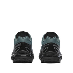 Un paio di Salomon Xt-6 Gtx Footwear Un paio di Salomon Xt-6 Gtx Footwear