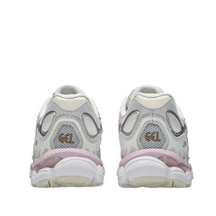 Un paio di Asics Gel-Nyc Footwear Un paio di Asics Gel-Nyc Footwear