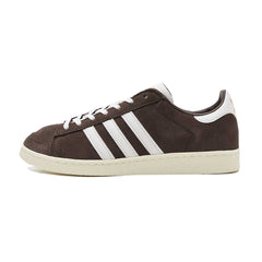 Un paio di Adidas Originals Jabbar Lo Footwear Un paio di Adidas Originals Jabbar Lo Footwear