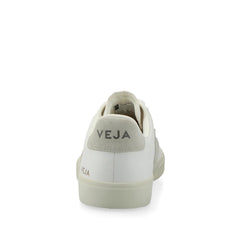 Un paio di Veja Campo Footwear Un paio di Veja Campo Footwear