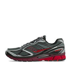 Un paio di Saucony Guide 7 Footwear Un paio di Saucony Guide 7 Footwear
