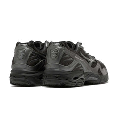 Un paio di Mizuno Wave Rider 10 Sport Neo Y2k Footwear Un paio di Mizuno Wave Rider 10 Sport Neo Y2k Footwear