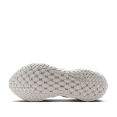 Un paio di Nike Ava Rover Footwear Un paio di Nike Ava Rover Footwear