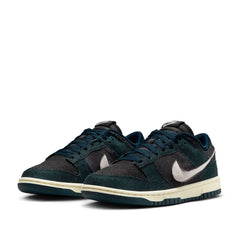 Un paio di Nike W Dunk Low Footwear Un paio di Nike W Dunk Low Footwear
