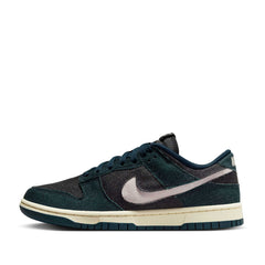 Un paio di Nike W Dunk Low Footwear Un paio di Nike W Dunk Low Footwear