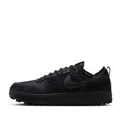 Un paio di Nike C1ty Prm Footwear Un paio di Nike C1ty Prm Footwear