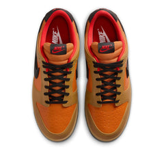 Un paio di Nike Dunk Low Gtx Footwear Un paio di Nike Dunk Low Gtx Footwear