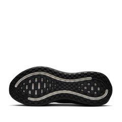 Un paio di Nike Vomero Plus Footwear Un paio di Nike Vomero Plus Footwear