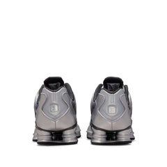 Un paio di Nike Shox Tl Print Footwear Un paio di Nike Shox Tl Print Footwear