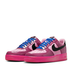 Un paio di Nike Air Force 1 Retro Qs Footwear Un paio di Nike Air Force 1 Retro Qs Footwear
