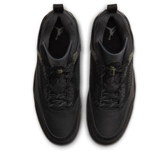 Un paio di Nike Jordan Jordan Spizike Low Utility Footwear Un paio di Nike Jordan Jordan Spizike Low Utility Footwear