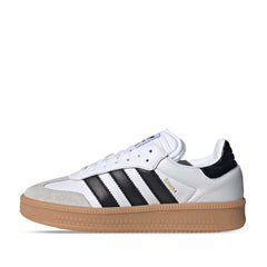 Un paio di Adidas Originals Samba Xlg Footwear Un paio di Adidas Originals Samba Xlg Footwear