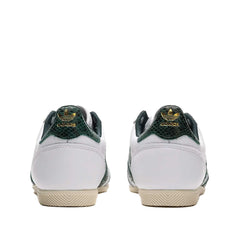 Un paio di Adidas Originals Japan W Footwear Un paio di Adidas Originals Japan W Footwear