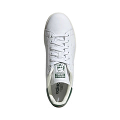 Un paio di Adidas Originals Stan Smith Gold Footwear Un paio di Adidas Originals Stan Smith Gold Footwear