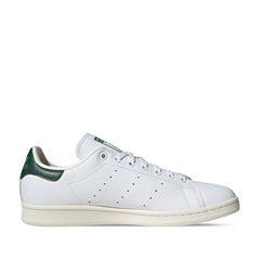 Un paio di Adidas Originals Stan Smith Gold Footwear Un paio di Adidas Originals Stan Smith Gold Footwear