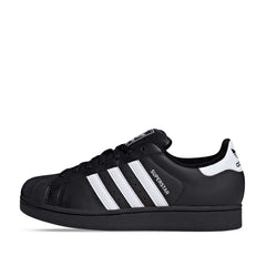 Un paio di Adidas Originals Superstar II Footwear Un paio di Adidas Originals Superstar II Footwear