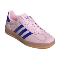Un paio di Adidas Originals Gazelle Indoor Footwear Un paio di Adidas Originals Gazelle Indoor Footwear