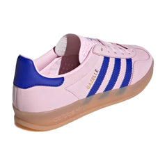 Un paio di Adidas Originals Gazelle Indoor Footwear Un paio di Adidas Originals Gazelle Indoor Footwear