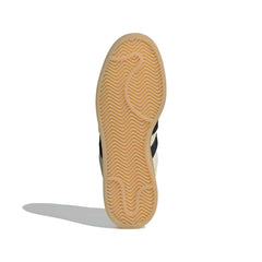 Un paio di Adidas Originals Campus 00s W Footwear Un paio di Adidas Originals Campus 00s W Footwear