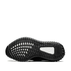 Un paio di Adidas Yeezy Yeezy Boost 350 V2 Sn99 Footwear Un paio di Adidas Yeezy Yeezy Boost 350 V2 Sn99 Footwear