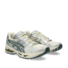 Un paio di Asics Gel-Kayano 14 W Footwear Un paio di Asics Gel-Kayano 14 W Footwear