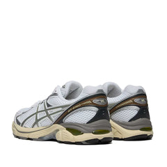 Un paio di Asics Gt-2160 Footwear Un paio di Asics Gt-2160 Footwear