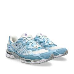 Un paio di Asics Gel-Nyc Footwear Un paio di Asics Gel-Nyc Footwear