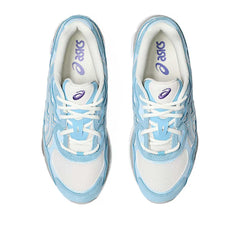 Un paio di Asics Gel-Nyc Footwear Un paio di Asics Gel-Nyc Footwear