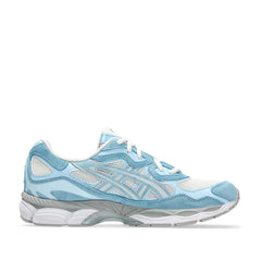 Un paio di Asics Gel-Nyc Footwear Un paio di Asics Gel-Nyc Footwear