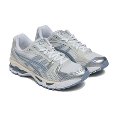 Un paio di Asics Gel-Kayano 14 Footwear Un paio di Asics Gel-Kayano 14 Footwear