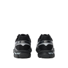 Un paio di Asics Gel-Cumulus 16 Footwear Un paio di Asics Gel-Cumulus 16 Footwear