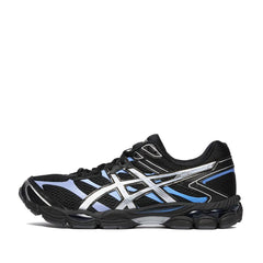 Un paio di Asics Gel-Cumulus 16 Footwear Un paio di Asics Gel-Cumulus 16 Footwear
