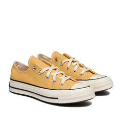 Un paio di Converse Chuck 70 Ox Footwear Un paio di Converse Chuck 70 Ox Footwear