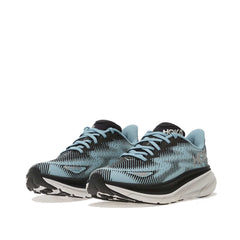 Un paio di Hoka W Clifton 9 Gtx Footwear Un paio di Hoka W Clifton 9 Gtx Footwear