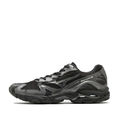 Un paio di Mizuno Wave Rider 10 Sport Neo Y2k Footwear Un paio di Mizuno Wave Rider 10 Sport Neo Y2k Footwear