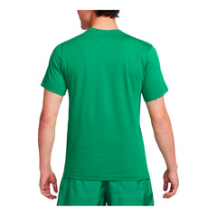 Nike T-Shirt Club Mini Logo Sport Nike T-Shirt Club Mini Logo Sport