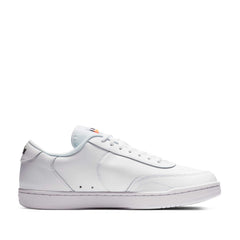 Un paio di Nike Court Vintage Footwear Un paio di Nike Court Vintage Footwear