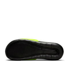 Un paio di Nike Victory One Slide Footwear Un paio di Nike Victory One Slide Footwear