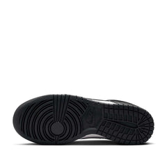 Un paio di Nike W Dunk Low Panda Footwear Un paio di Nike W Dunk Low Panda Footwear