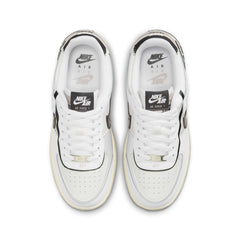 Un paio di Nike W Air Force 1 Shadow Footwear Un paio di Nike W Air Force 1 Shadow Footwear