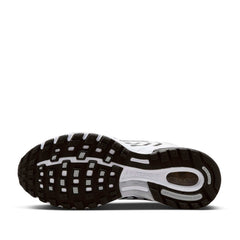 Un paio di Nike Air Pegasus 2005 Footwear Un paio di Nike Air Pegasus 2005 Footwear