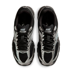 Un paio di Nike W Air Max Moto 2k Footwear Un paio di Nike W Air Max Moto 2k Footwear