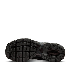 Un paio di Nike W Air Max Moto 2k Footwear Un paio di Nike W Air Max Moto 2k Footwear