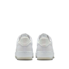 Un paio di Nike W Air Force 1 '07 Footwear Un paio di Nike W Air Force 1 '07 Footwear