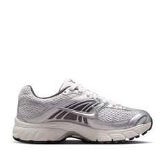 Un paio di Nike Air Max Moto 2k Footwear Un paio di Nike Air Max Moto 2k Footwear